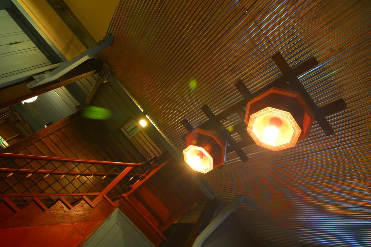 La Moon Hostel Бангкок Экстерьер фото