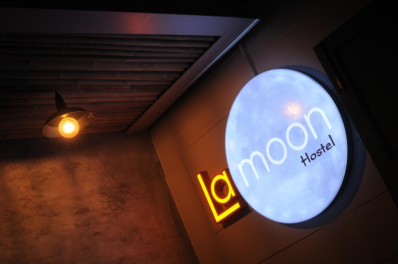 La Moon Hostel Бангкок Экстерьер фото